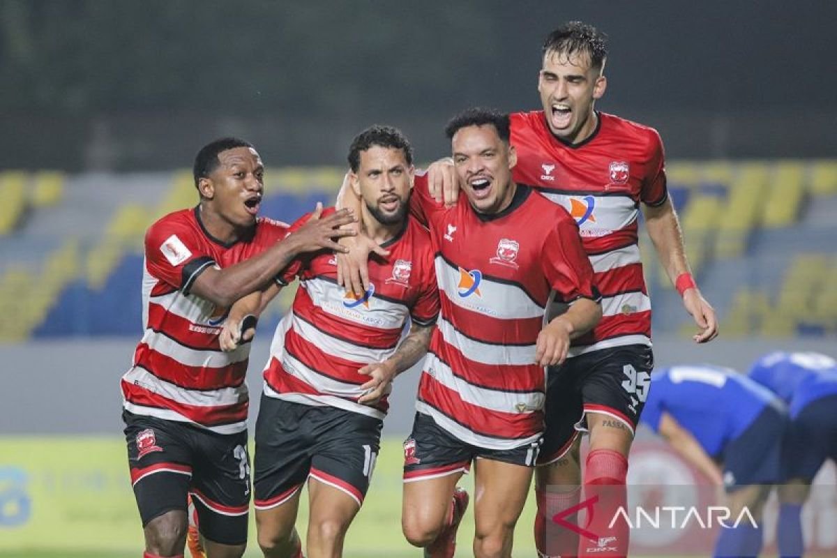 Semangat Membara: Madura United Bersiap Hadapi PSIS Semarang