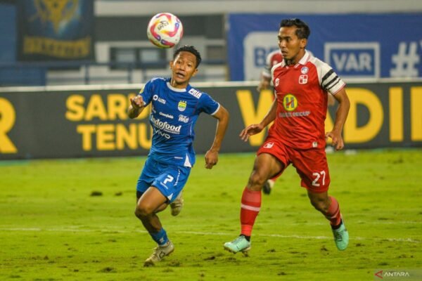 Bojan Hodak Siapkan Pemain Muda untuk Hadapi Persita Tangerang