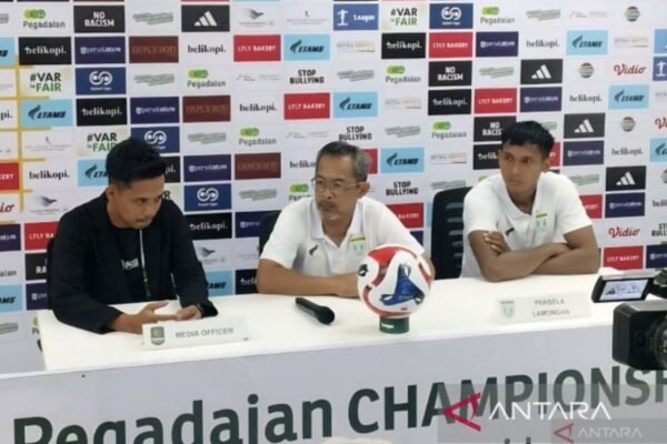 Pelatih Persela Kritik Ketajaman Lini Depan Setelah Kekalahan Dari Deltras